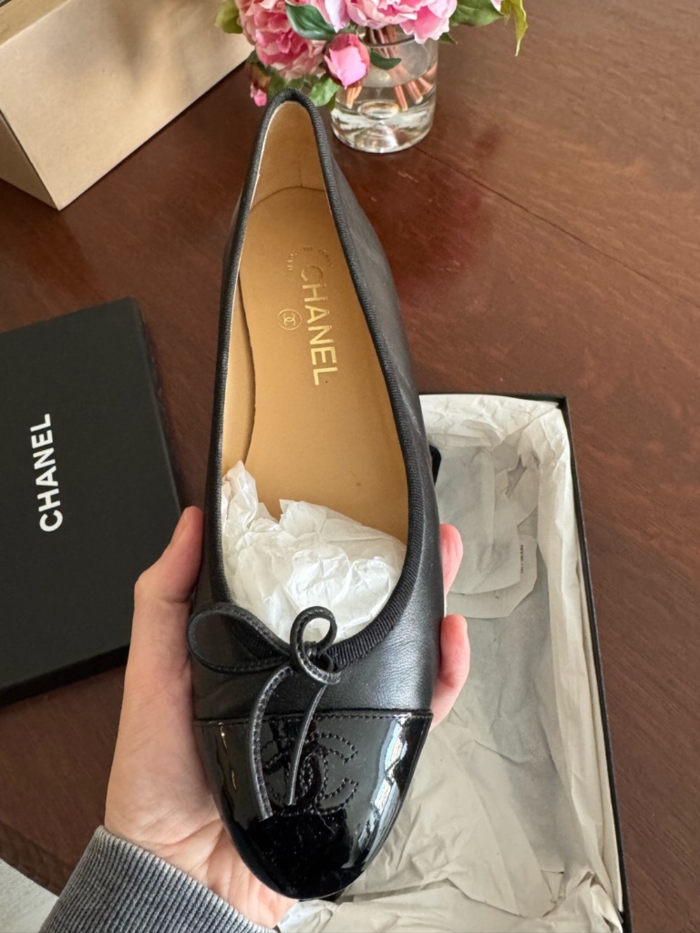 CHANEL classic black flats